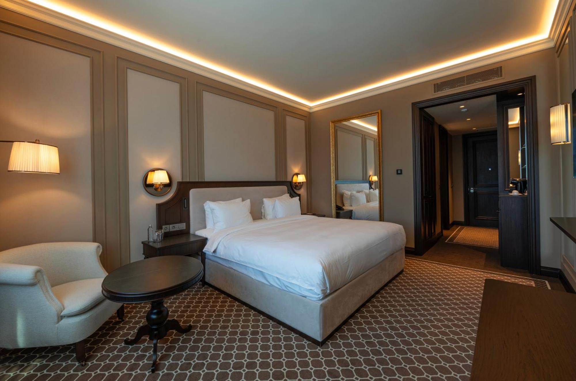 Goldeneye Hotel & Casino Svilengrad Ngoại thất bức ảnh A bedroom at the hotel