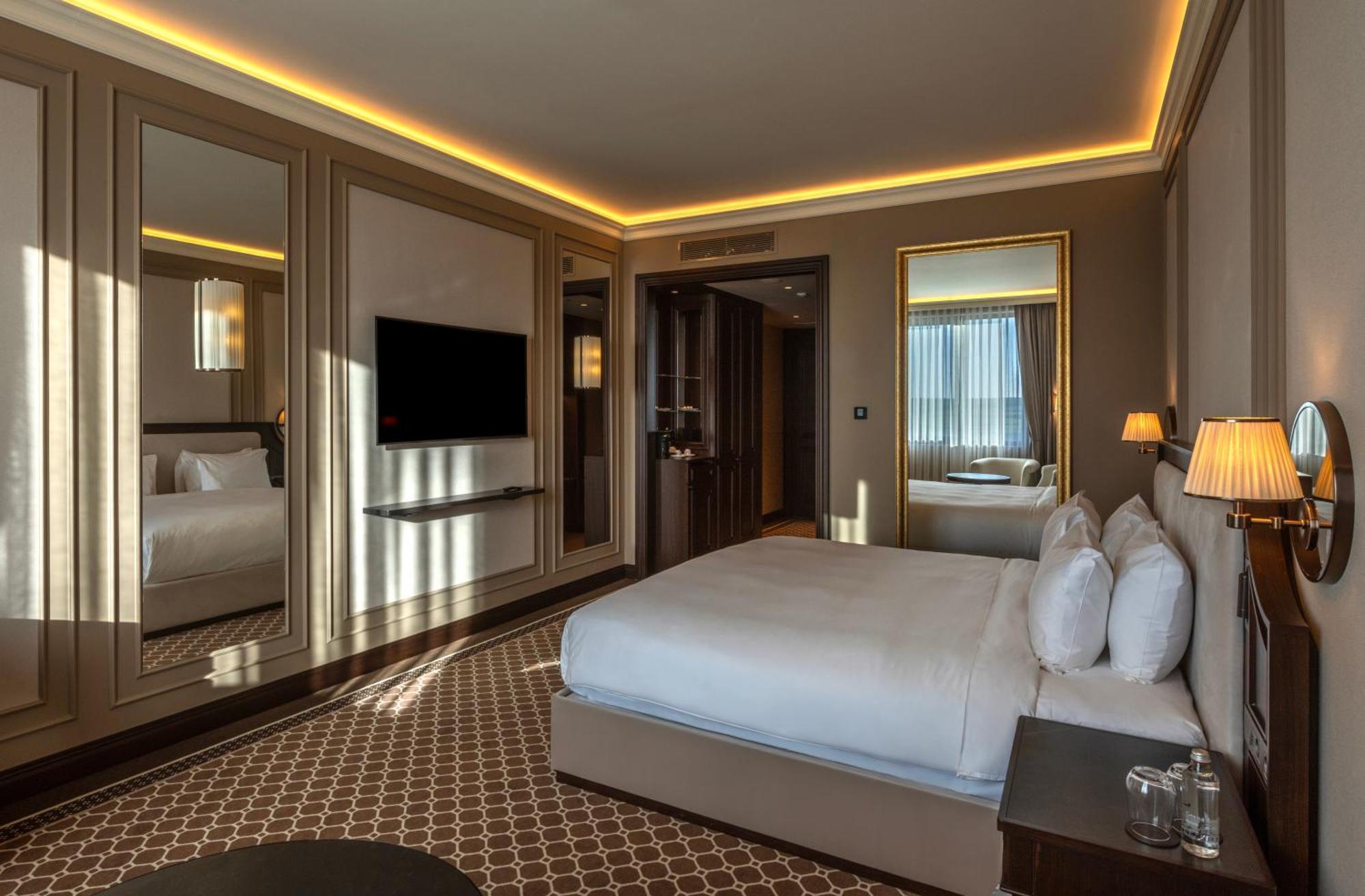 Goldeneye Hotel & Casino Svilengrad Ngoại thất bức ảnh A bedroom at the hotel